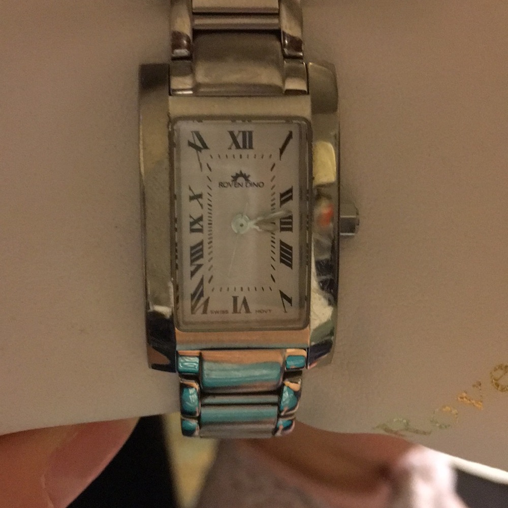 Riven Dino Swiss Watch